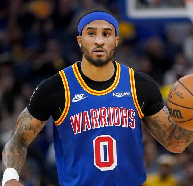 前场小组配 前场小组配